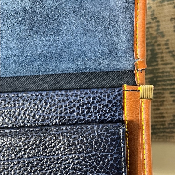 Navy and Tan Leather Women's Bag - Picture 3 of 11